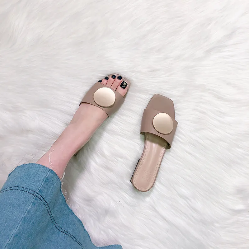 BOOPDO DESIGN BLOCK HEELED SANDALS WITH STUD DETAIL