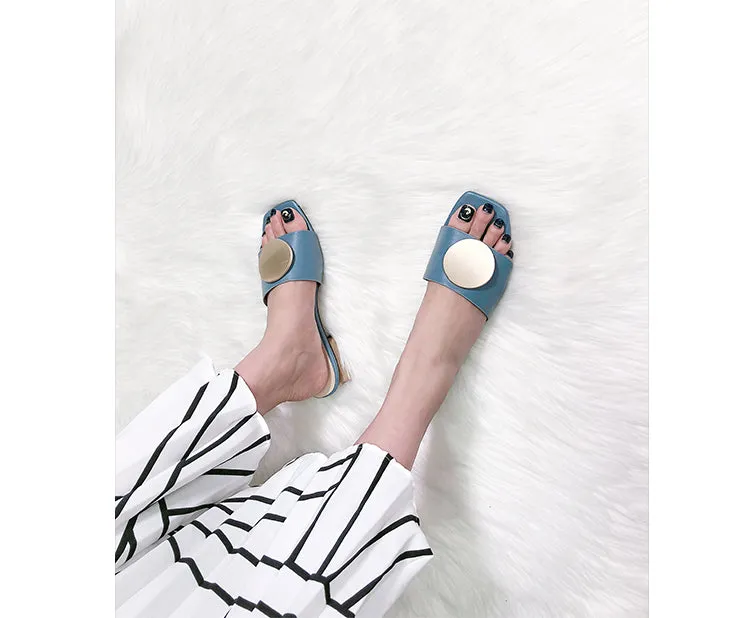 BOOPDO DESIGN BLOCK HEELED SANDALS WITH STUD DETAIL