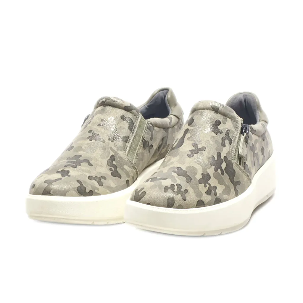 Clarks Leyton Step Low-Top Sneakers Fabric Multicolour Colour For Women