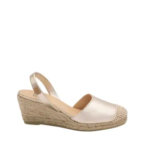 Frida Montada 1924 Metallic 5C: Sleek Closed Toe Leather Espadrille