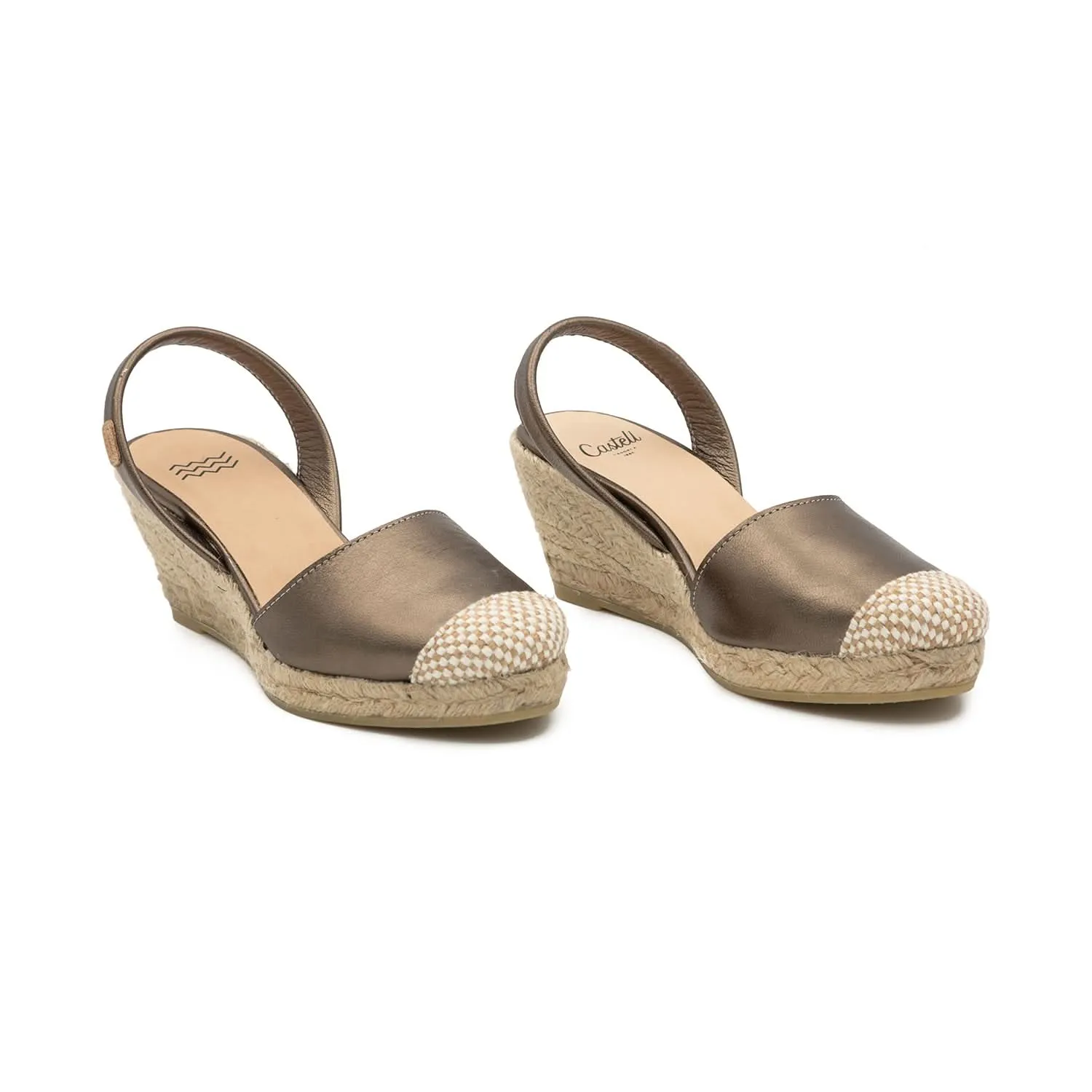 Frida Montada 1924 Metallic 5C: Sleek Closed Toe Leather Espadrille