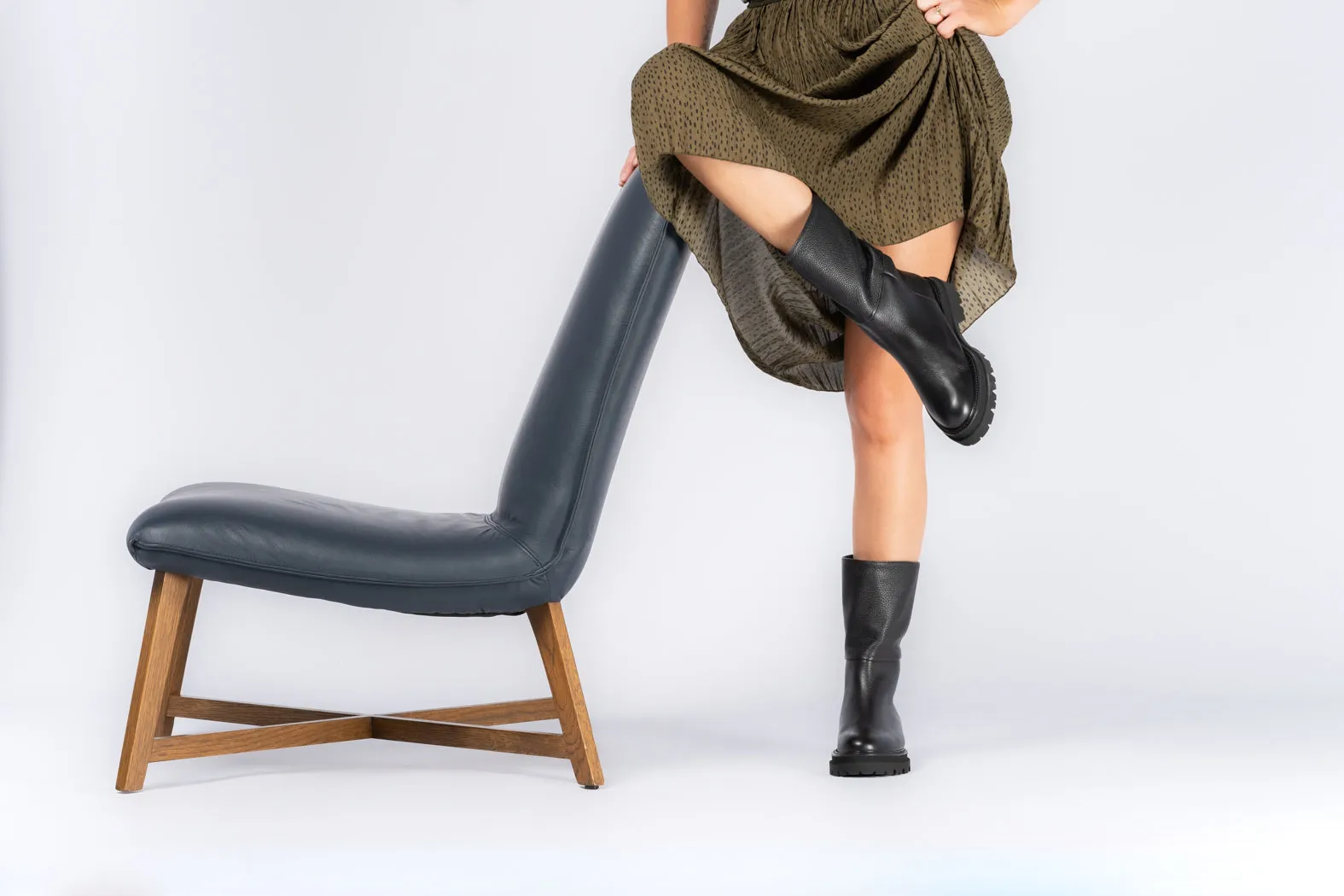 LUCY Pascucci Mid Calf Boot