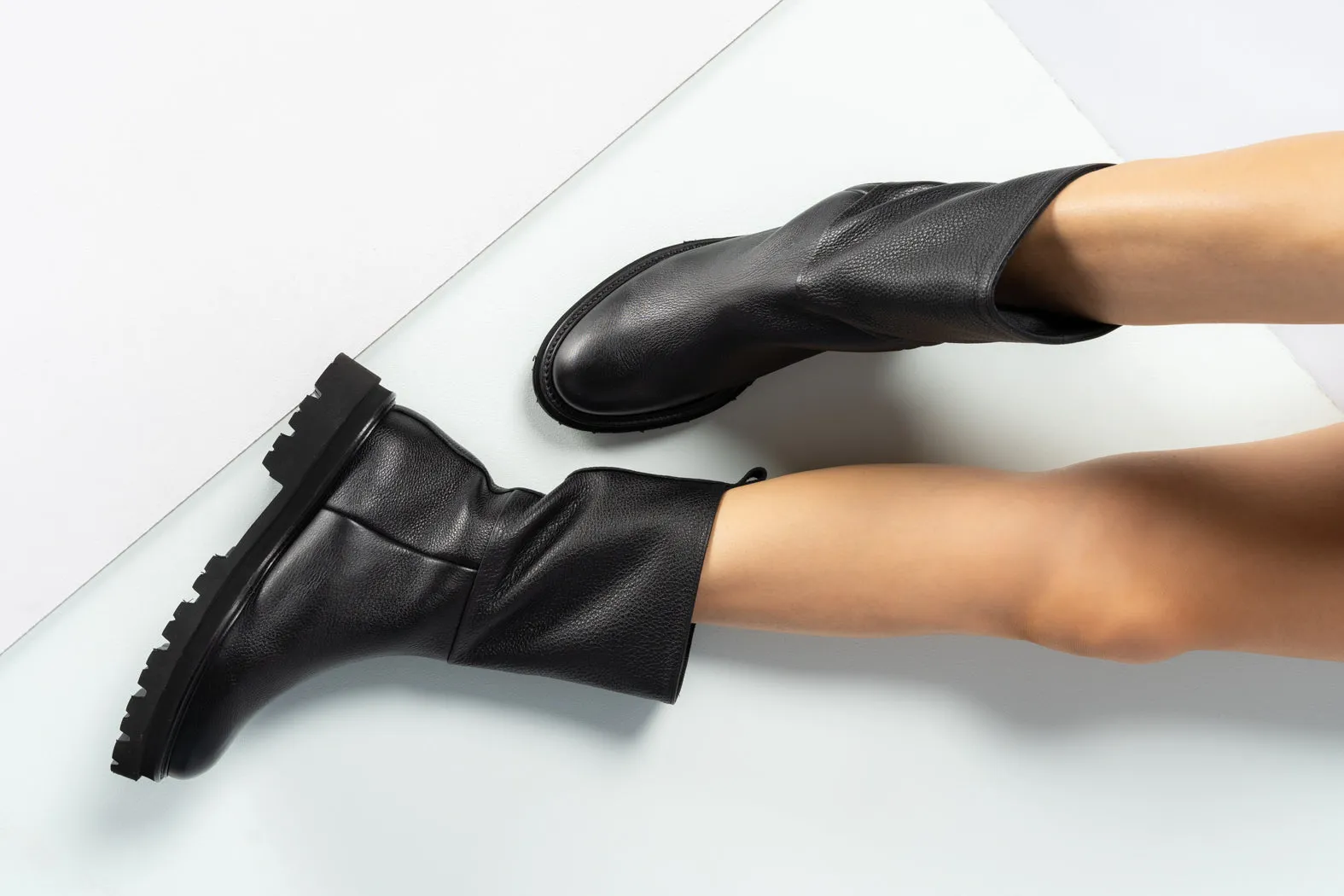 LUCY Pascucci Mid Calf Boot