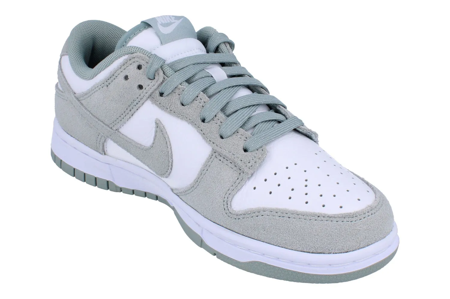 Nike Dunk Low Retro SE Mens Trainers FQ8249 101