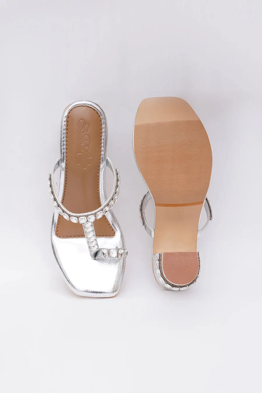 Silver Diamond Stud Kolhapuri Heels